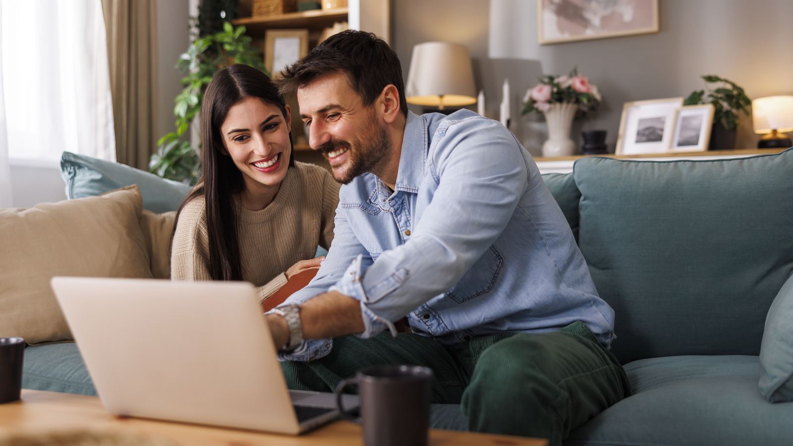 Shopping online at US stores
